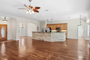 103 Kamaiki Dr, Bastrop, TX 78602 - Photo 5