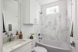 1182 Oak Grove Ave, Austin, TX 78702 - Photo 15