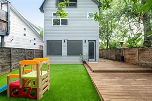 1182 Oak Grove Ave, Austin, TX 78702 - Photo 35