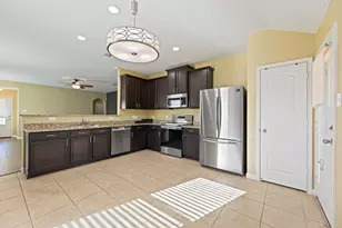 19824 Grover Cleveland Way, Manor, TX 78653 - Photo 9