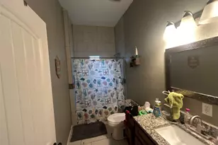 3907 Waterwood Pass Dr, Elmendorf, TX 78112 - Photo 19