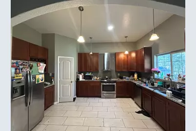 3907 Waterwood Pass Drive, Elmendorf, TX 78112 - Photo 5