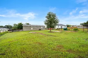 224 Las Estancias Dr, Cedar Creek, TX 78612 - Photo 23