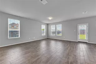 101 Crescent St, Georgetown, TX 78626 - Photo 7