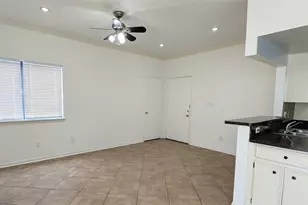 1013 Chestnut St, San Marcos, TX 78666 - Photo 5