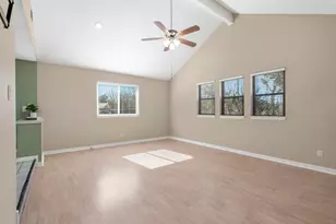 500 Grand Prairie Cir, Dripping Springs, TX 78620 - Photo 7