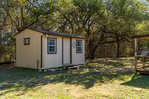 500 Grand Prairie Cir, Dripping Springs, TX 78620 - Photo 23