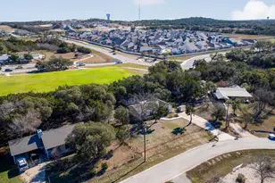 500 Grand Prairie Cir, Dripping Springs, TX 78620 - Photo 35