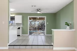 500 Grand Prairie Cir, Dripping Springs, TX 78620 - Photo 7