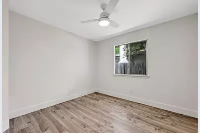 10612 Watchful Fox Drive, Austin, TX 78748 - Photo 19