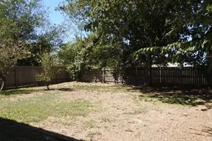 571 New Country Rd, Kyle, TX 78640 - Photo 19