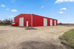 1800 County Rd 305, Jarrell, TX 76537 - Photo 35