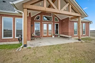 1800 County Rd 305, Jarrell, TX 76537 - Photo 33