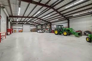 1800 County Rd 305, Jarrell, TX 76537 - Photo 39