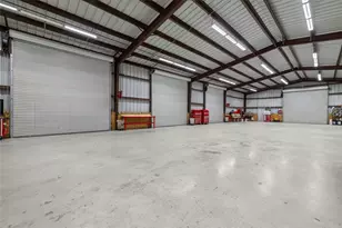 1800 County Rd 305, Jarrell, TX 76537 - Photo 39