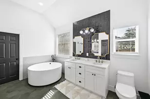 131 Eaton Ln, Austin, TX 78737 - Photo 19