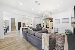 131 Eaton Ln, Austin, TX 78737 - Photo 9