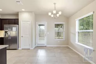 821 Schefer St, Leander, TX 78641 - Photo 11