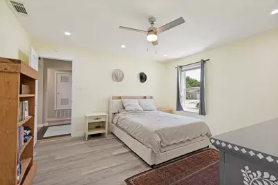 2404 Bending Trail, Austin, TX 78744 - Photo 13