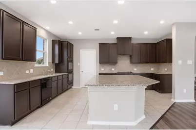 670 Landon Samuel Loop, Pflugerville, TX 78660 - Photo 3