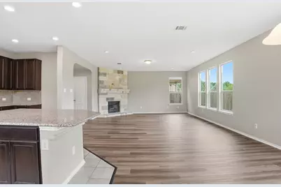 670 Landon Samuel Loop, Pflugerville, TX 78660 - Photo 5
