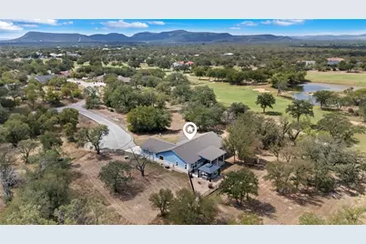 141 Eagle Point Cove, Kingsland, TX 78639 - Photo 3