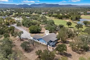 141 Eagle Point Cove, Kingsland, TX 78639 - Photo 3