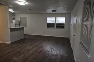 7300 Bennett Ave, Austin, TX 78752 - Photo 3