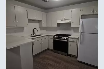 7300 Bennett Avenue #B, Austin, TX 78752 - Photo 5