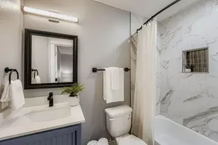 7004 E Meadow Bend Dr, Austin, TX 78724 - Photo 13