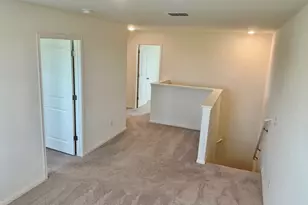 203 Stonebrook Dr, Hutto, TX 78634 - Photo 11