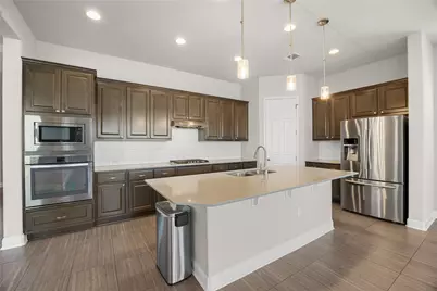 7102 Cut Plains Trail, Austin, TX 78726 - Photo 13