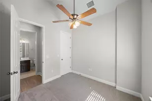 7102 Cut Plains Trail, Austin, TX 78726 - Photo 5