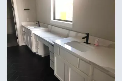 109 Lockhart Drive, Liberty Hill, TX 78642 - Photo 11