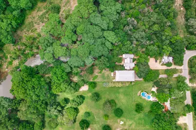 1220 Sleepy Hollow Ln Lane, New Braunfels, TX 78130 - Photo 37