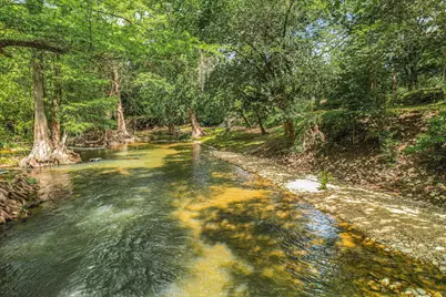 1220 Sleepy Hollow Ln Lane, New Braunfels, TX 78130 - Photo 33