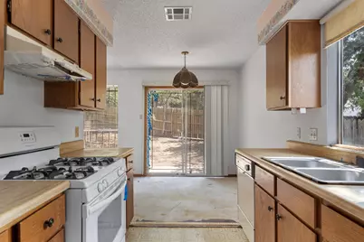 3205 Burley Cove, Austin, TX 78745 - Photo 9