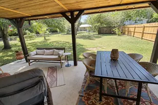 502 E Ash Dr, Johnson City, TX 78636 - Photo 11