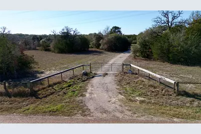 440 Boulton Creek Road, Muldoon, TX 78949 - Photo 11