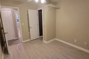 609 Cottonwood St, Lockhart, TX 78644 - Photo 9