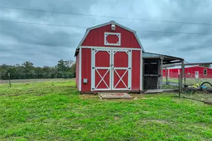 2465 Co Rd 314, Rockdale, TX 76567 - Photo 17