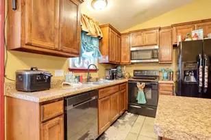 2465 Co Rd 314, Rockdale, TX 76567 - Photo 3