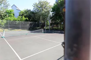 1510 W N Loop Blvd, Austin, TX 78756 - Photo 19