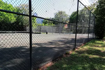 1510 W North Loop Boulevard #412, Austin, TX 78756 - Photo 21