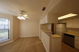 1510 W N Loop Blvd, Austin, TX 78756 - Photo 7