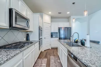 279 Beechnut Drive, Buda, TX 78610 - Photo 9