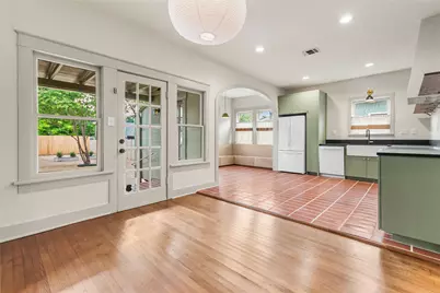 1914 W Magnolia Avenue, San Antonio, TX 78201 - Photo 13
