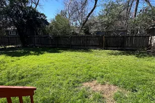 1007 E 38th St, Austin, TX 78705 - Photo 19