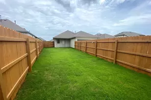 111 Dedina Dr, Georgetown, TX 78626 - Photo 21