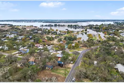 902 Prairie Creek Road, Granite Shoals, TX 78654 - Photo 31